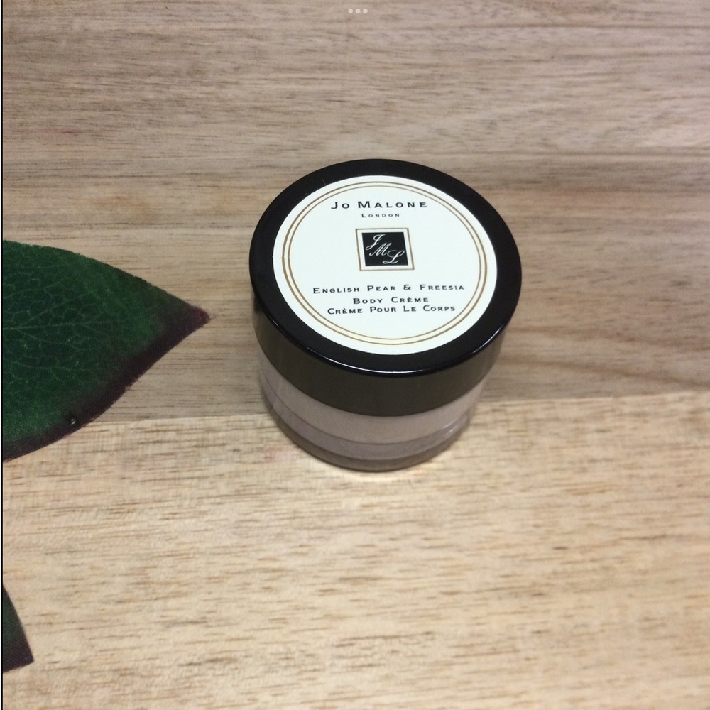 🆕 Mini Jo Malone English Pear & Freesia Body Cream